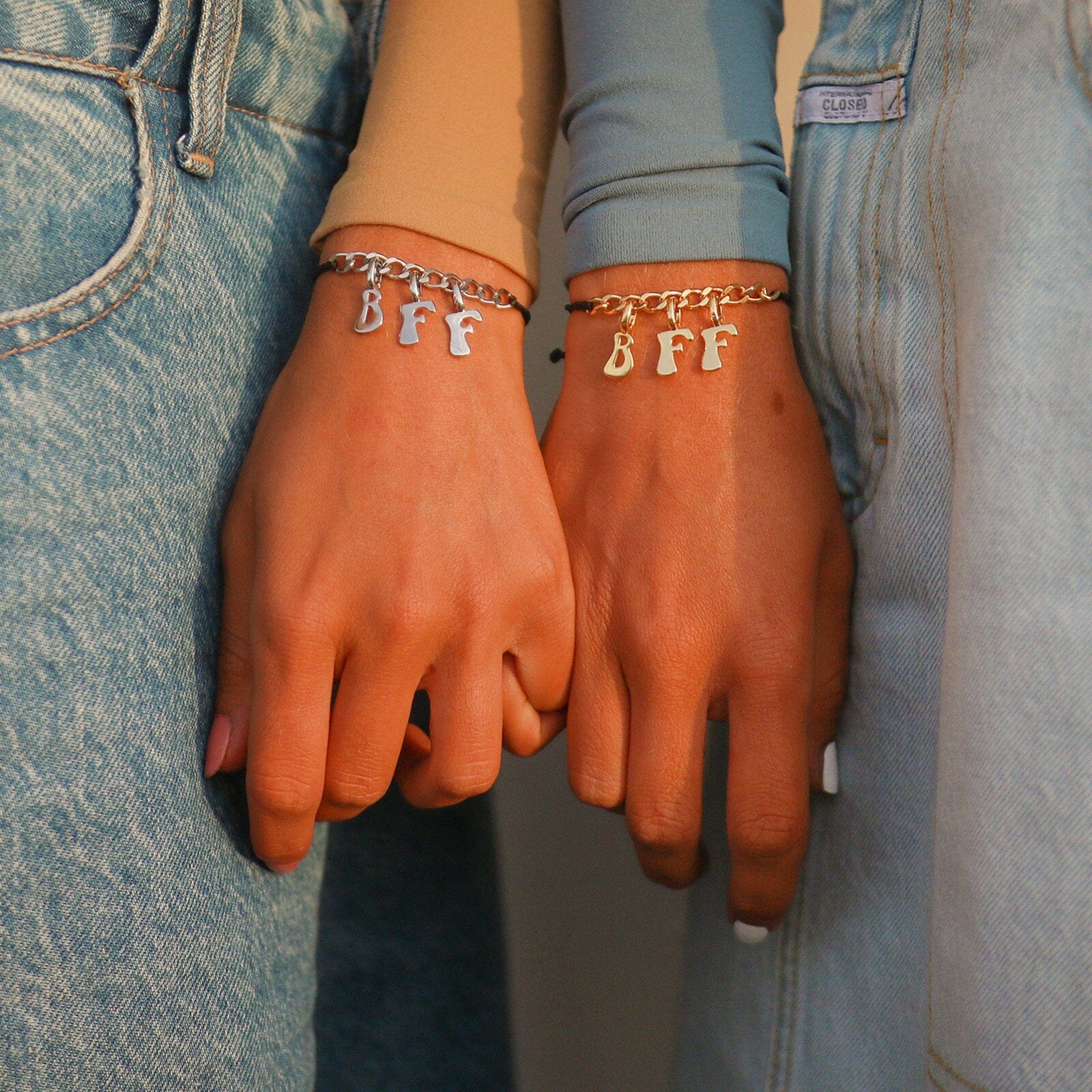 Harper Curb Chain String Bracelet - Image 3