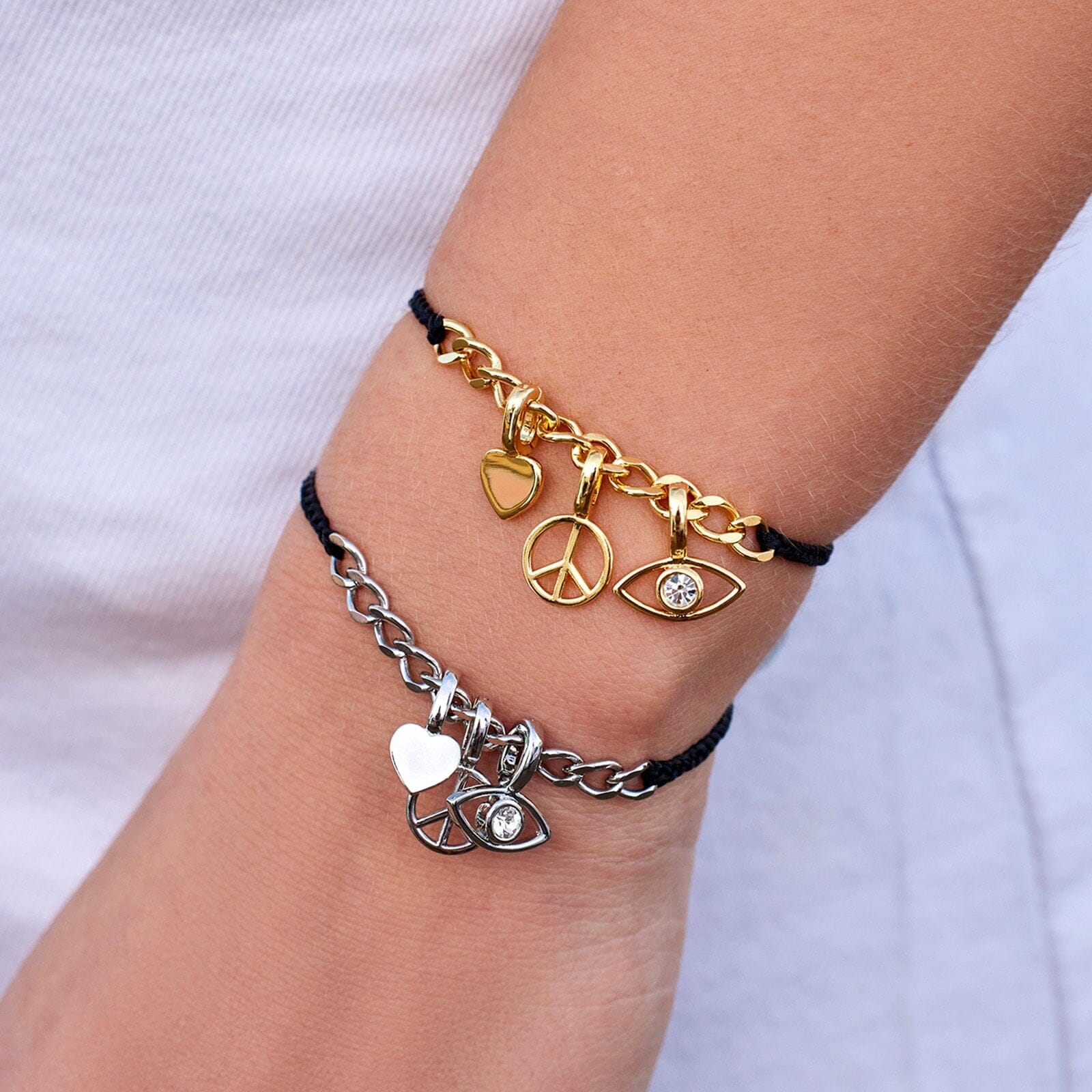 Harper Curb Chain String Bracelet - Image 4
